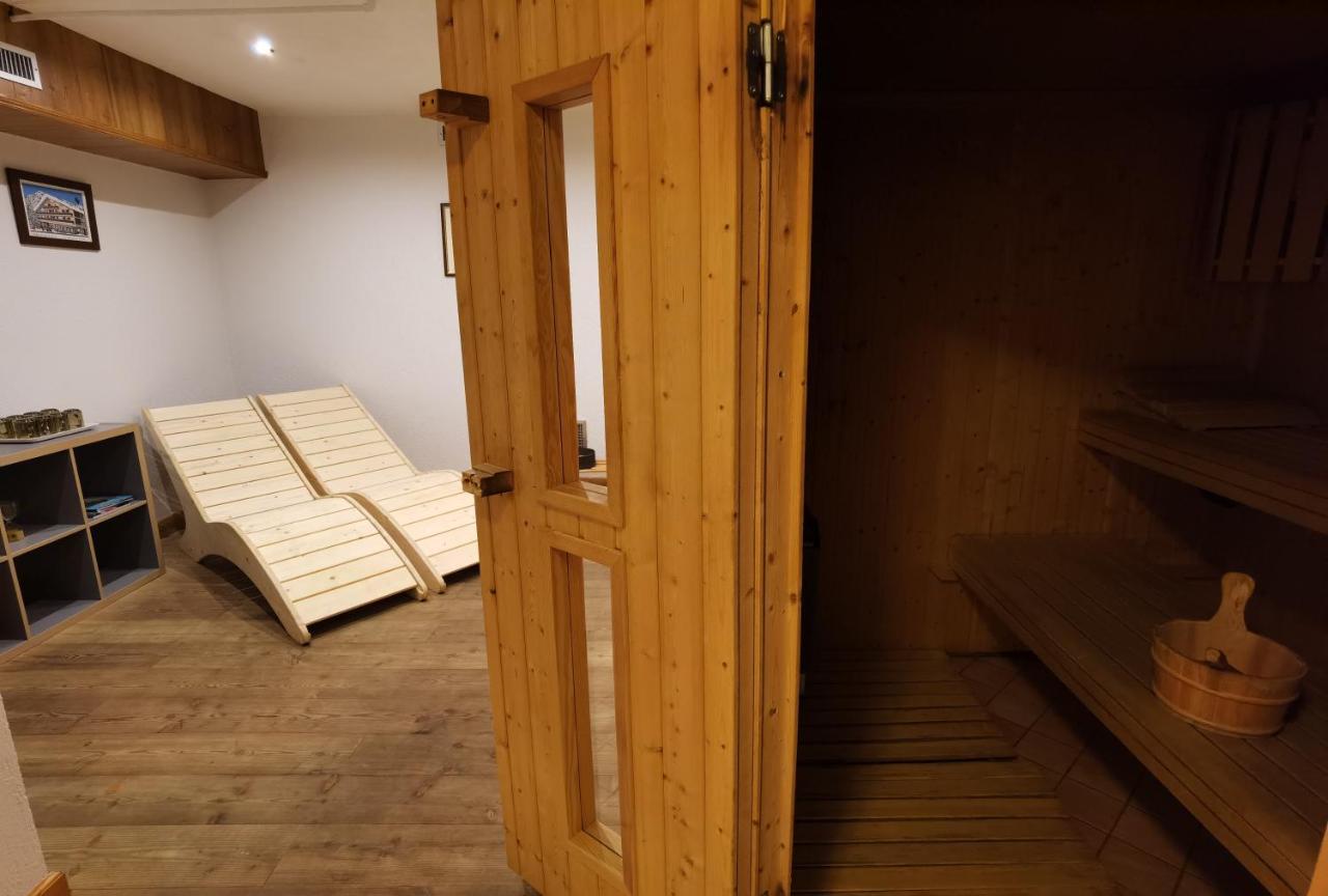 Hotel Croux Courmayeur Ngoại thất bức ảnh