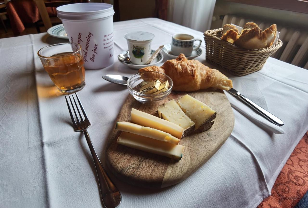 Hotel Croux Courmayeur Ngoại thất bức ảnh