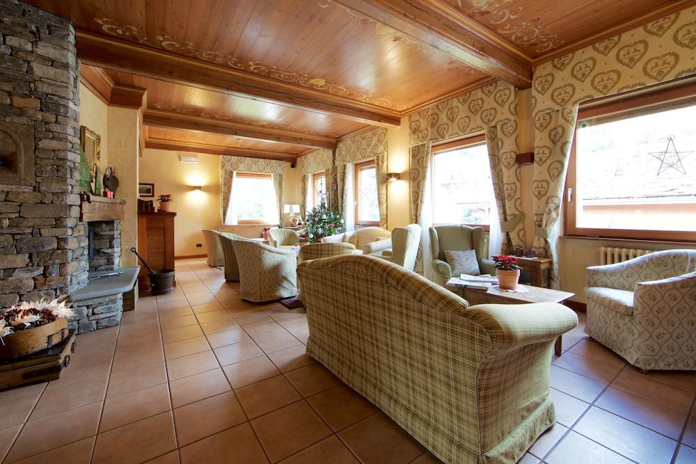 Hotel Croux Courmayeur Ngoại thất bức ảnh