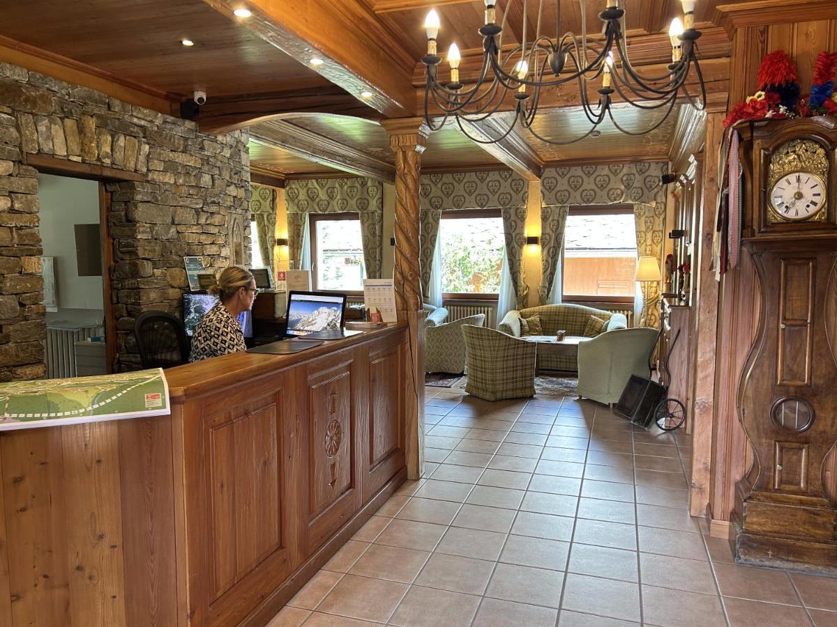 Hotel Croux Courmayeur Ngoại thất bức ảnh