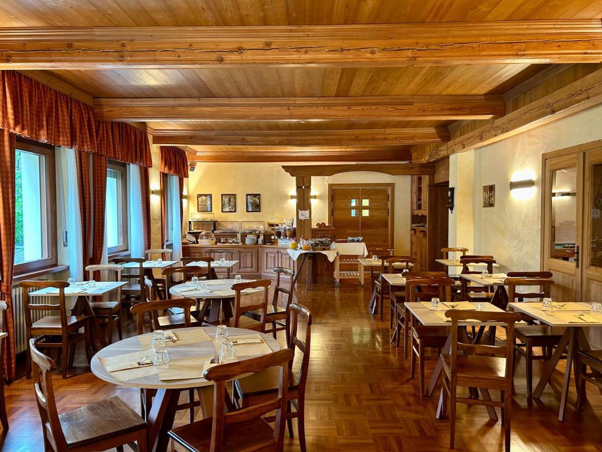 Hotel Croux Courmayeur Ngoại thất bức ảnh