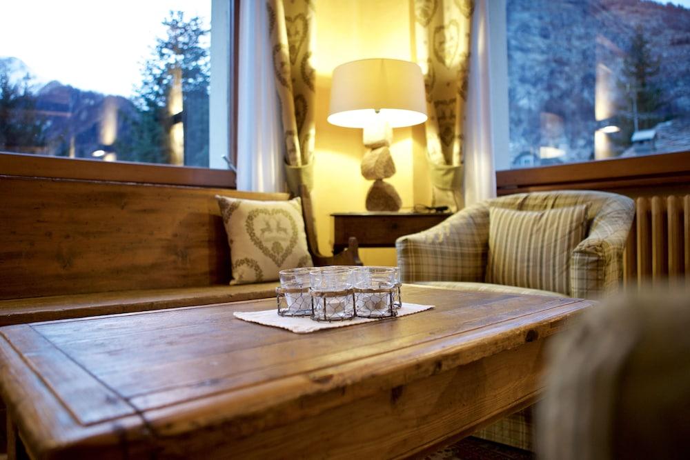 Hotel Croux Courmayeur Ngoại thất bức ảnh