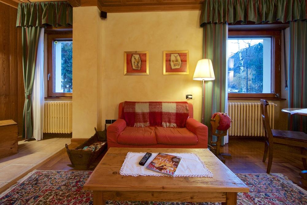 Hotel Croux Courmayeur Ngoại thất bức ảnh